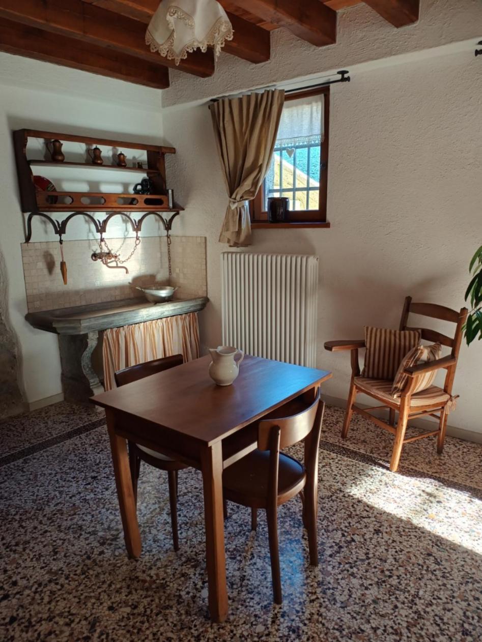 La Farie Bed and Breakfast Mediis Εξωτερικό φωτογραφία