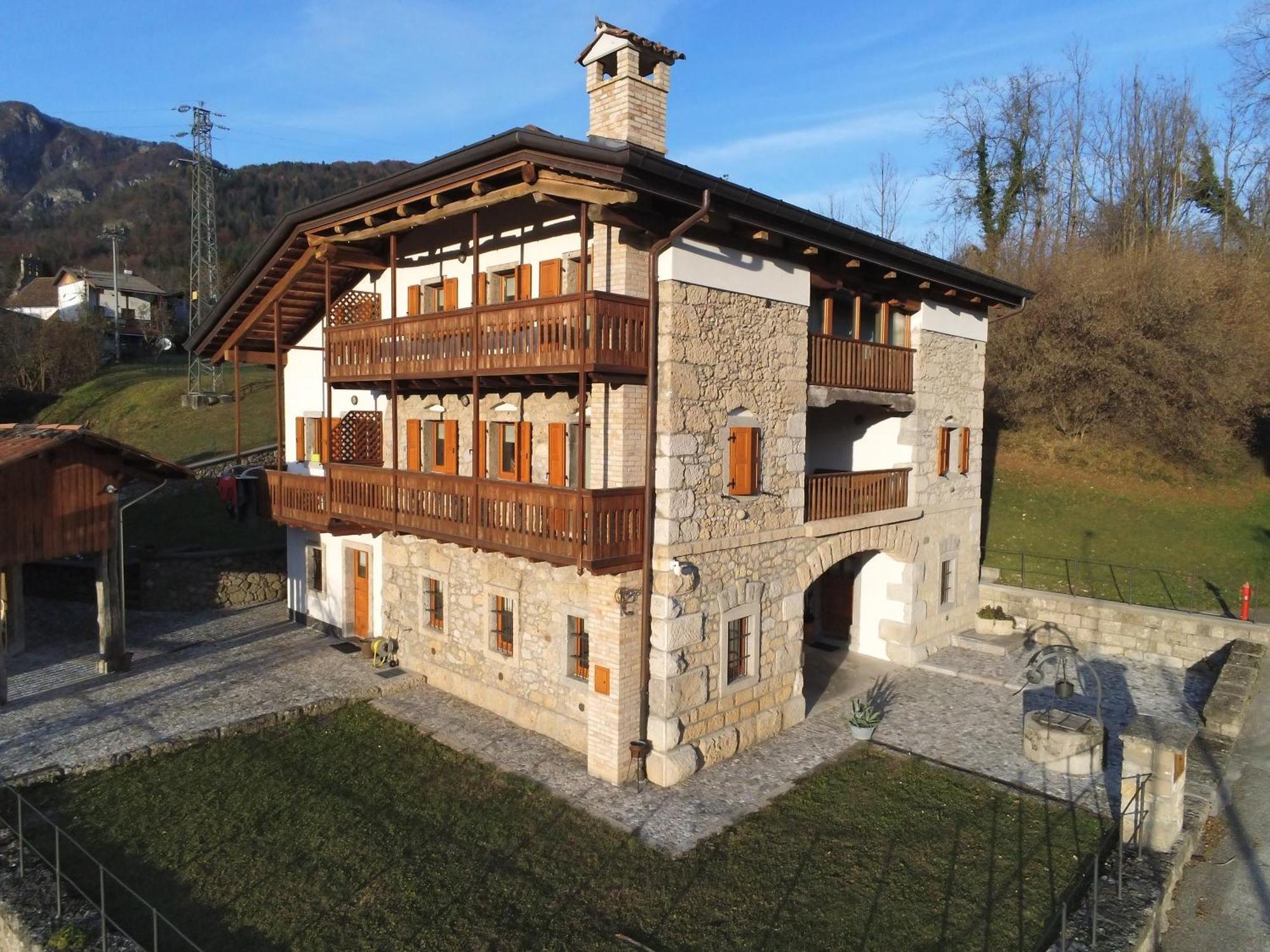 La Farie Bed and Breakfast Mediis Εξωτερικό φωτογραφία